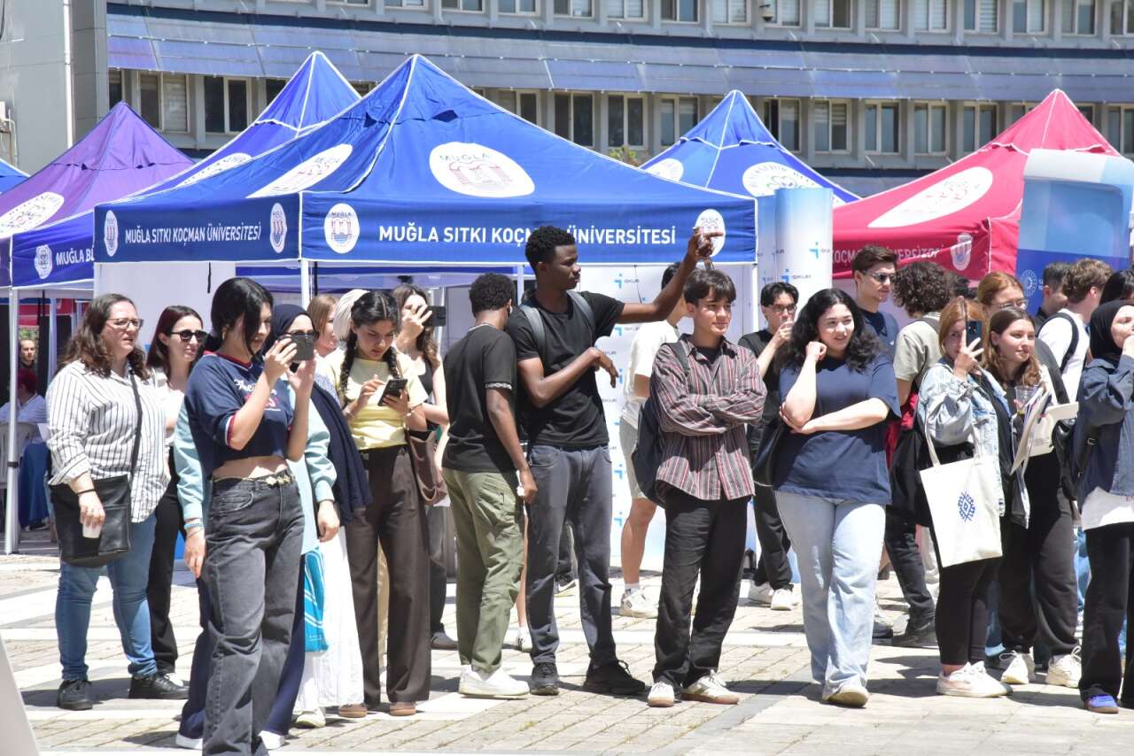 MSKÜ’de Düzenlenen Kariyer Şenliği Yoğun İlgi Gördü 4